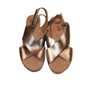 Clarks Women Annadel Eirwyn Sandal Size 9.5 Cork Wedge Platform Gold Leather